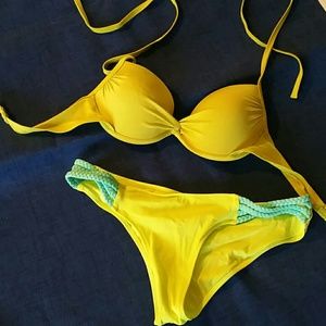 Victoria Secret bikini